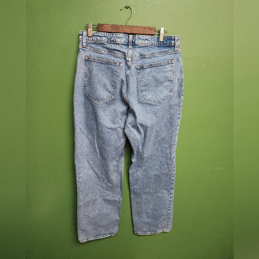 Abercrombie & Fitch Light Blue High-Rise Mom Jeans - Picture 2 of 3